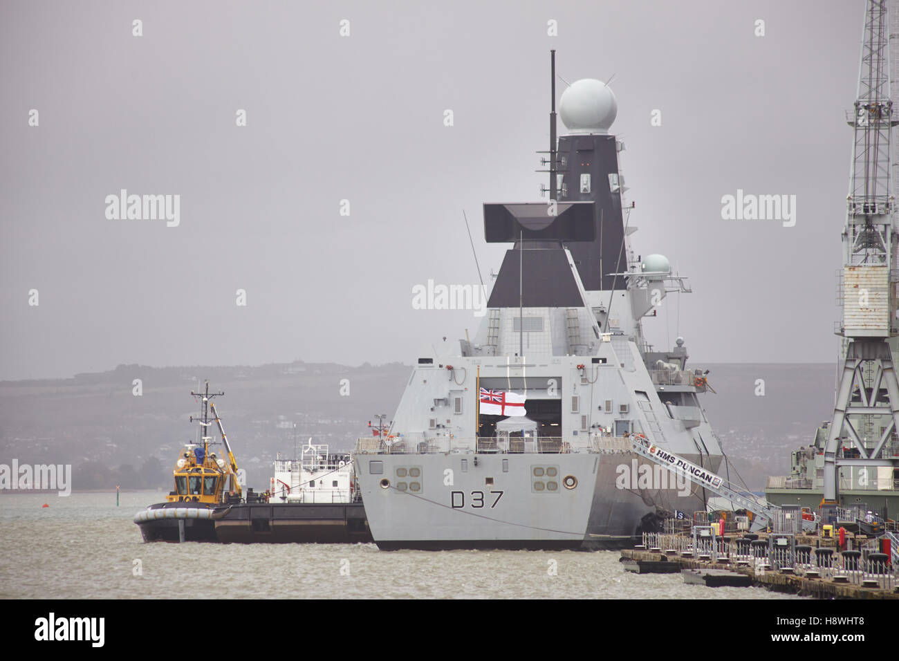 HMS Duncan (D37) a Portsmouth Foto Stock