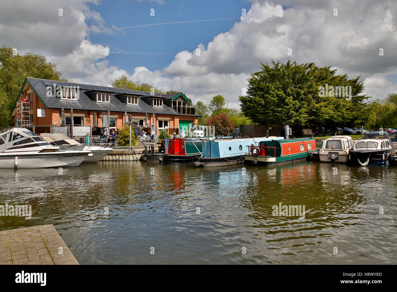 Stratford Upon Avon; strette barche; Regno Unito Foto Stock