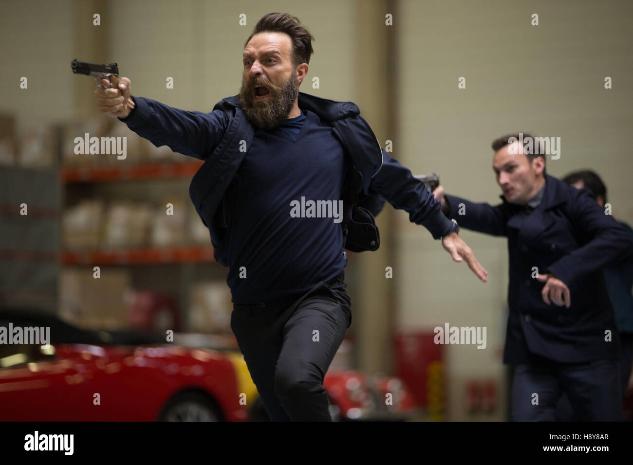 Data di rilascio: febbraio 3, 2017 Titolo: collidono STUDIO: Strada aperta film direttore: Eran Creevy Trama: un American backpacker viene coinvolto con un anello di trafficanti di droga come i loro driver, anche se egli si avvolge sul eseguito dai suoi datori di lavoro attraverso Colonia ad alta velocità a Autobahn starring: Clemens Schick (credito: c aperta la strada film/Entertainment Pictures/) Foto Stock