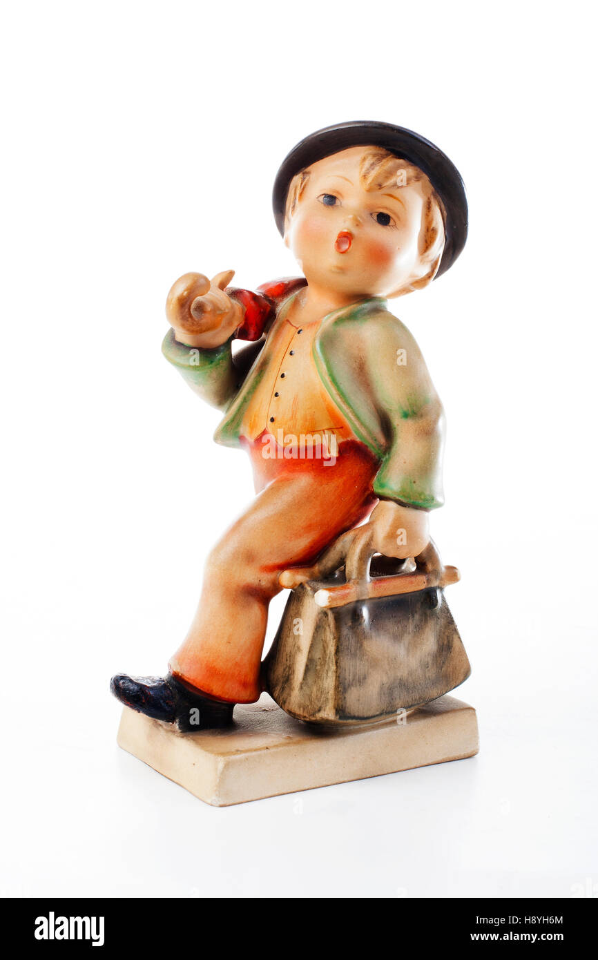 Hummel Goebel figurina. Antiquariato porcelanic in ceramica piccolo ragazzo con borsa e ombrello 'buon Wanderer' porcelanic in ceramica 1950 Foto Stock
