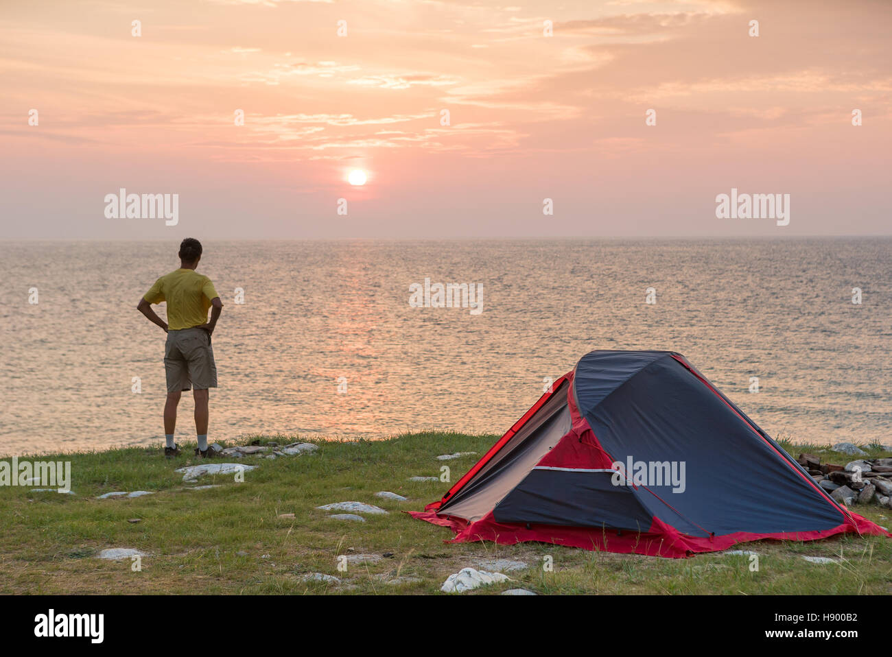 Sunrise in campeggio giorno Foto Stock