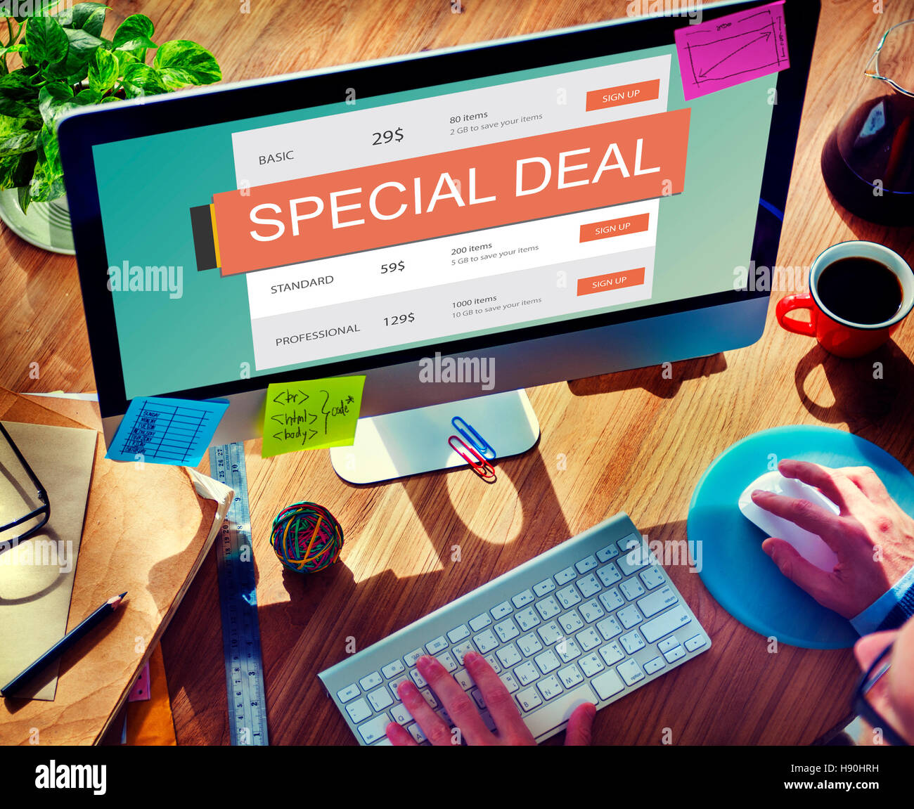 L'E-Commerce Vendita calda Sconto Prezzo Concetto di trattativa Foto Stock