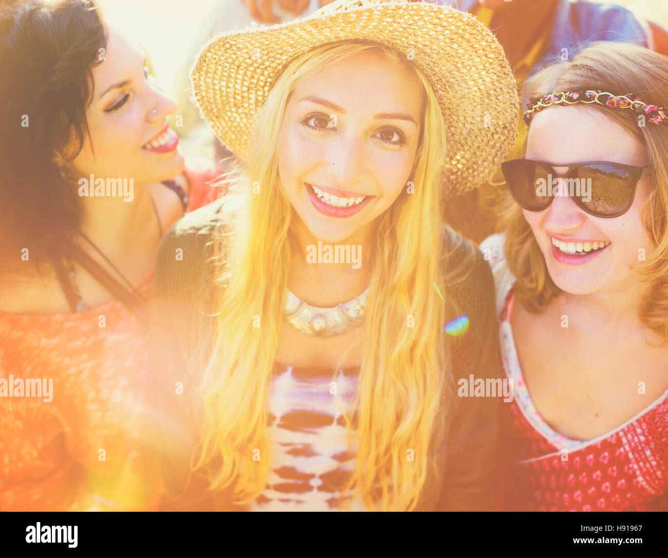 Il legame di amicizia Relax Estate spiaggia felicità Concept Foto Stock