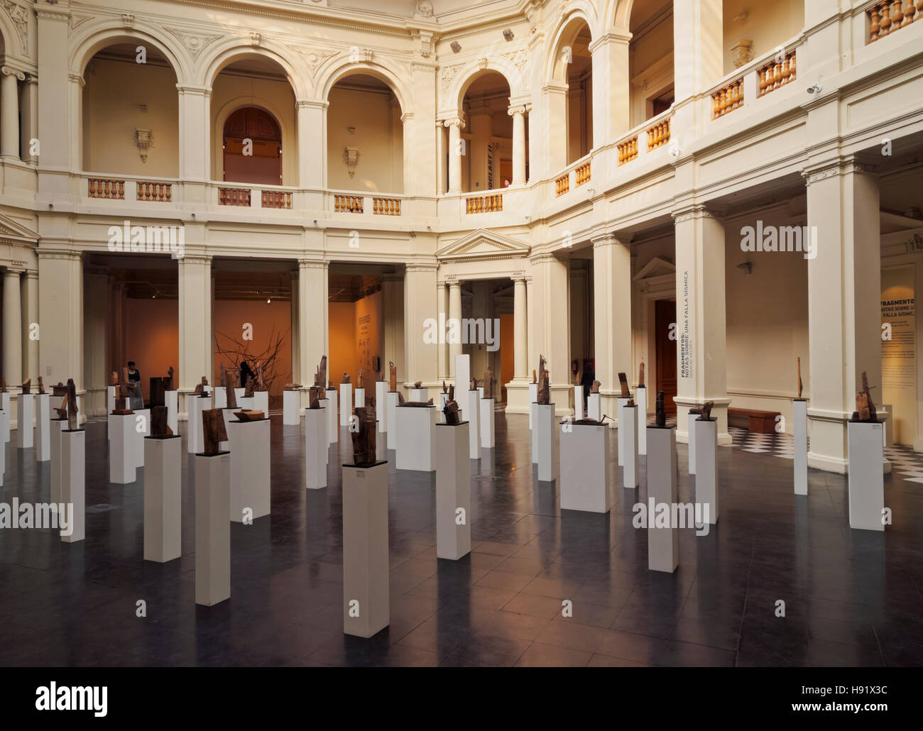 Il Cile, Santiago, vista interna di Santiago Museo di Arte Contemporanea (MAC). Foto Stock