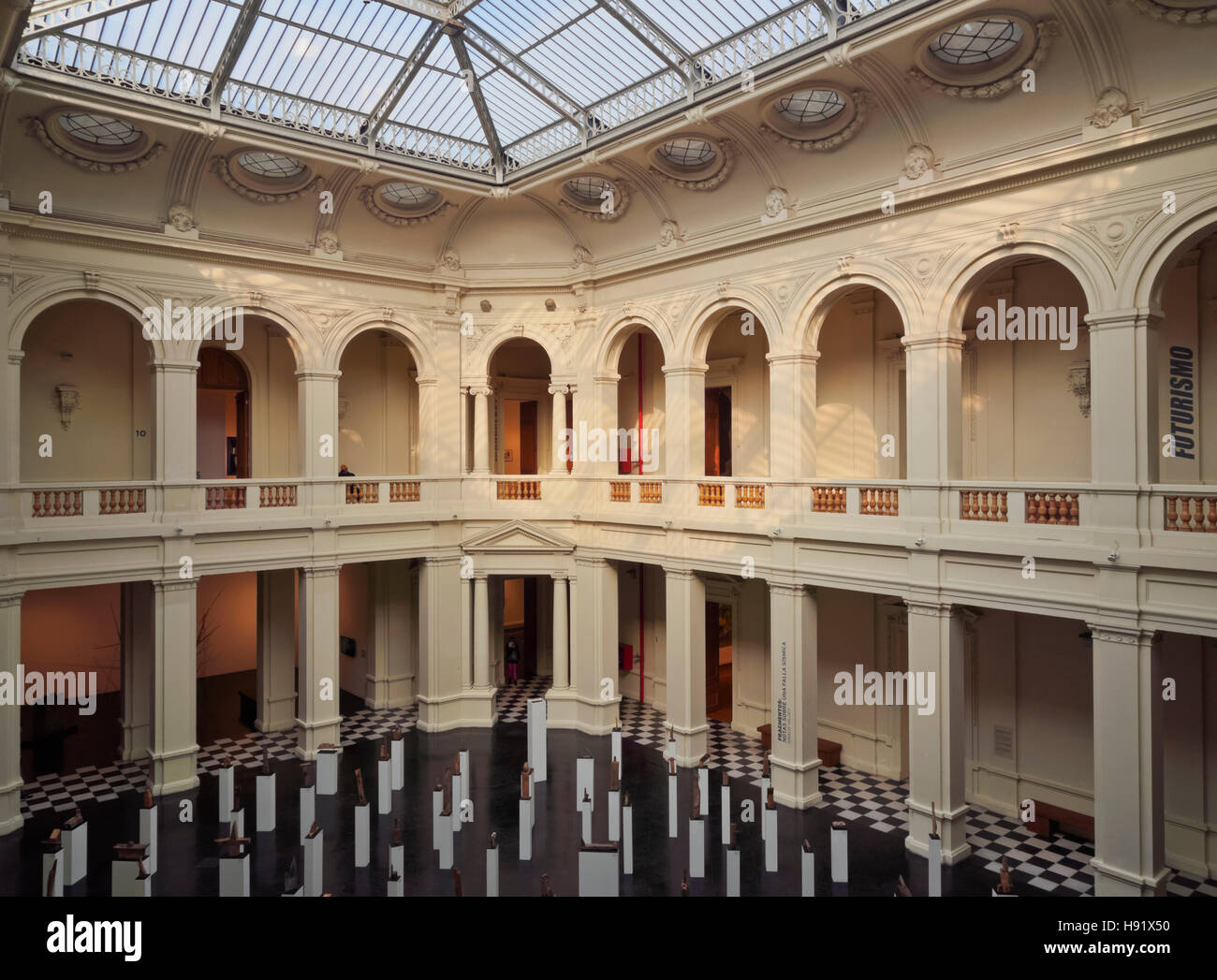 Il Cile, Santiago, vista interna di Santiago Museo di Arte Contemporanea (MAC). Foto Stock