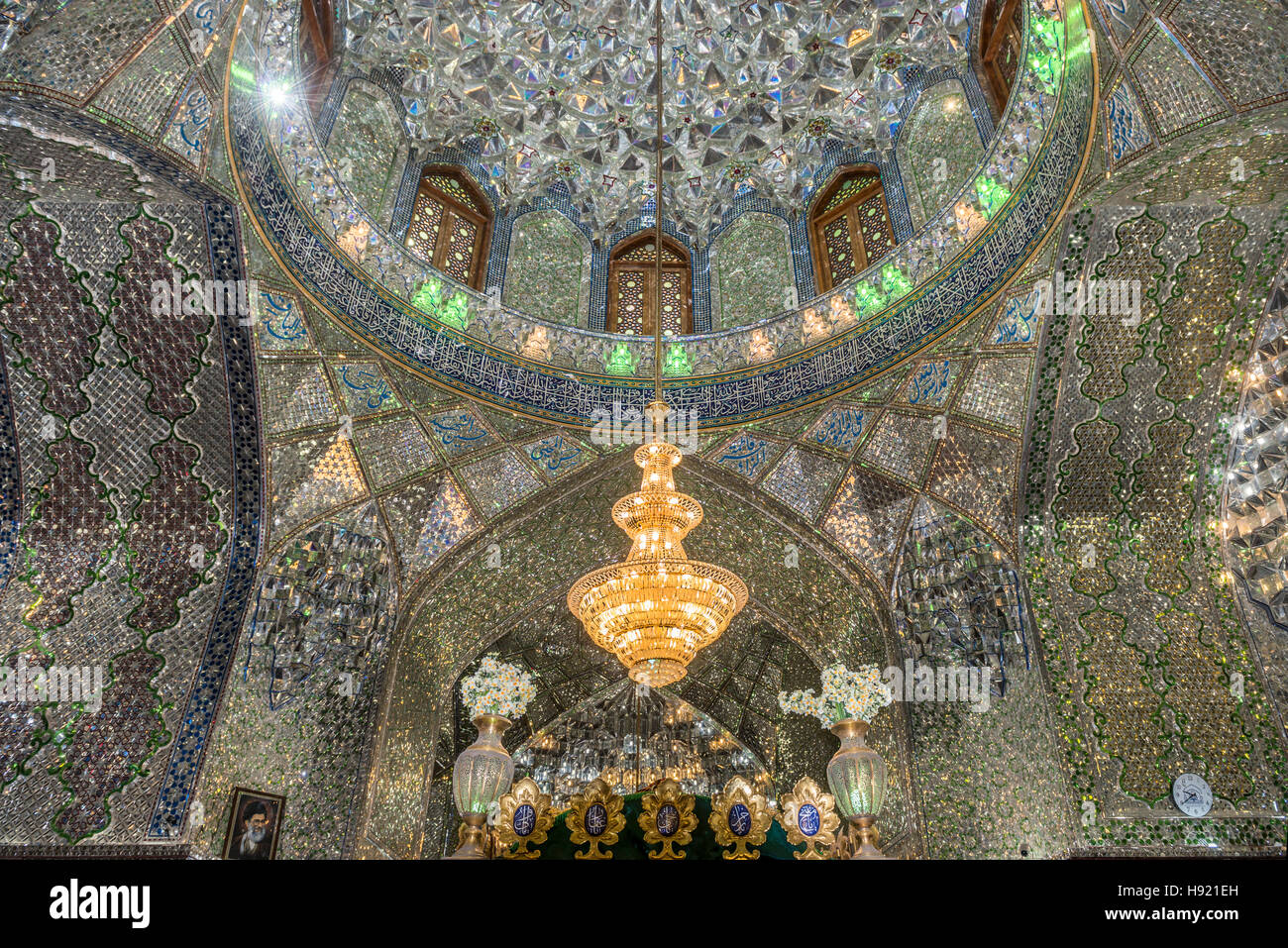 Mausoleo di Shah -e Ceragh Shiraz Iran Foto Stock