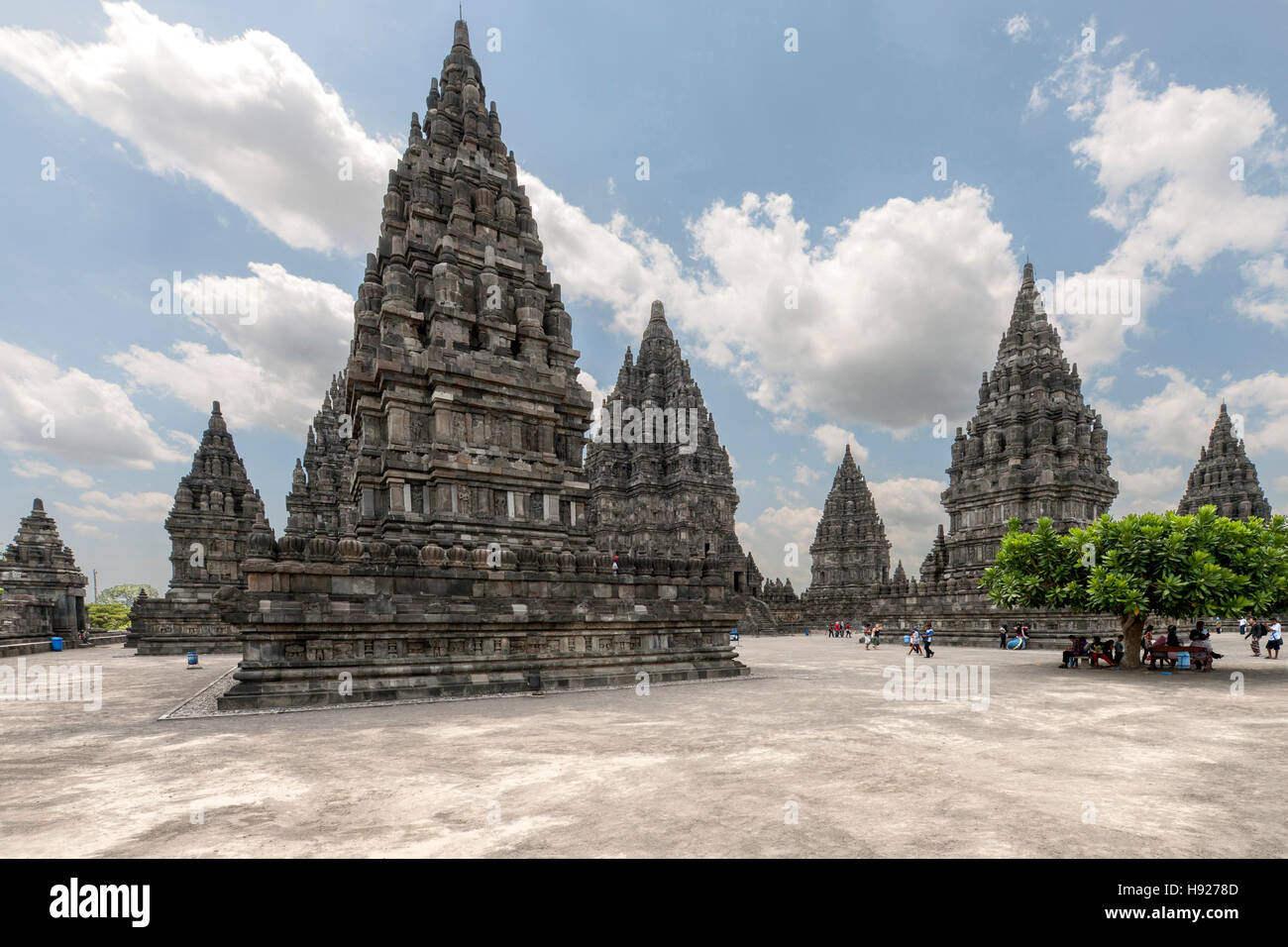 Prambanan un nono secolo tempio indù vicino a Yogyakarta nel centro di Java in Indonesia. Foto Stock