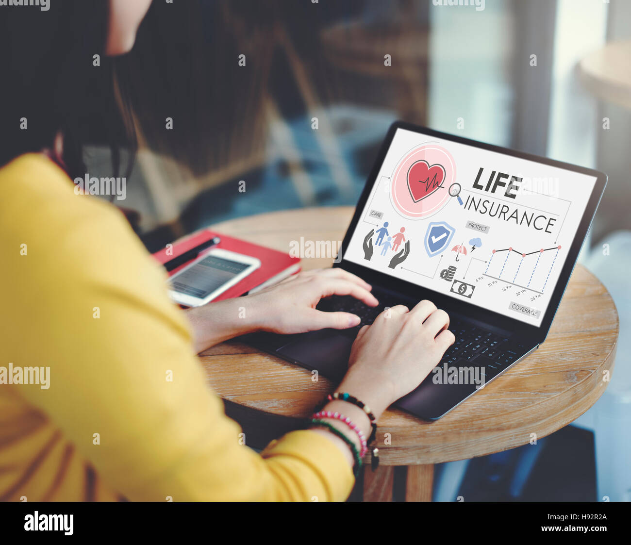 Assicurazione sulla vita dei beneficiari di protezione il concetto di salvaguardia Foto Stock