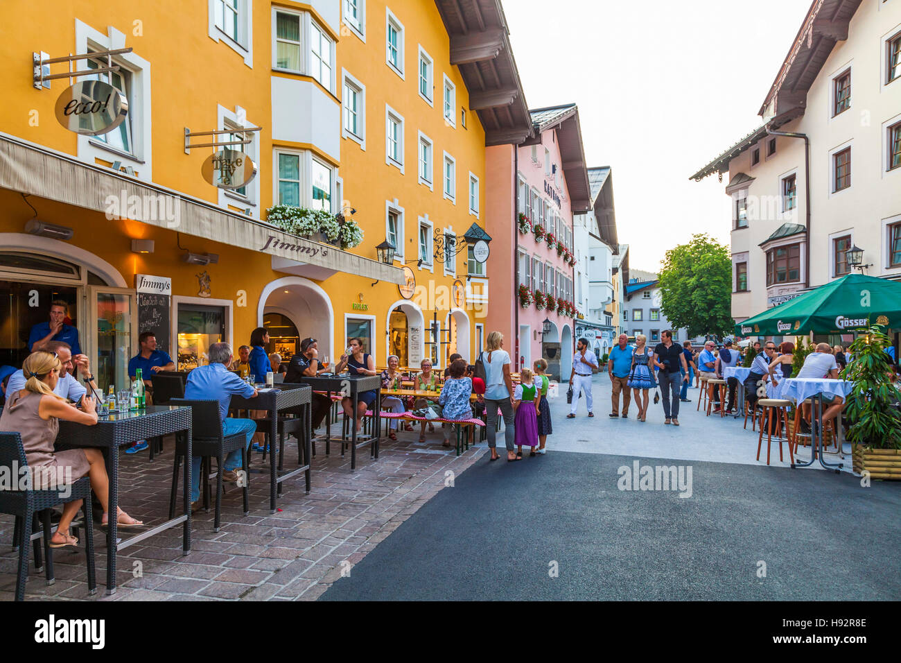 Il Jimmy's bar e cafe, HINTERSTADT distretto, città vecchia, KITZBUHEL in Tirolo Tirolo, Austria Foto Stock