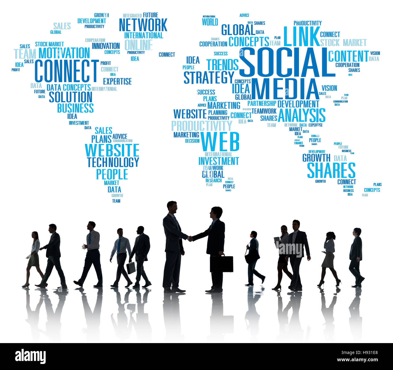 Social Media Connessione ad Internet per la comunicazione globale il concetto di rete Foto Stock