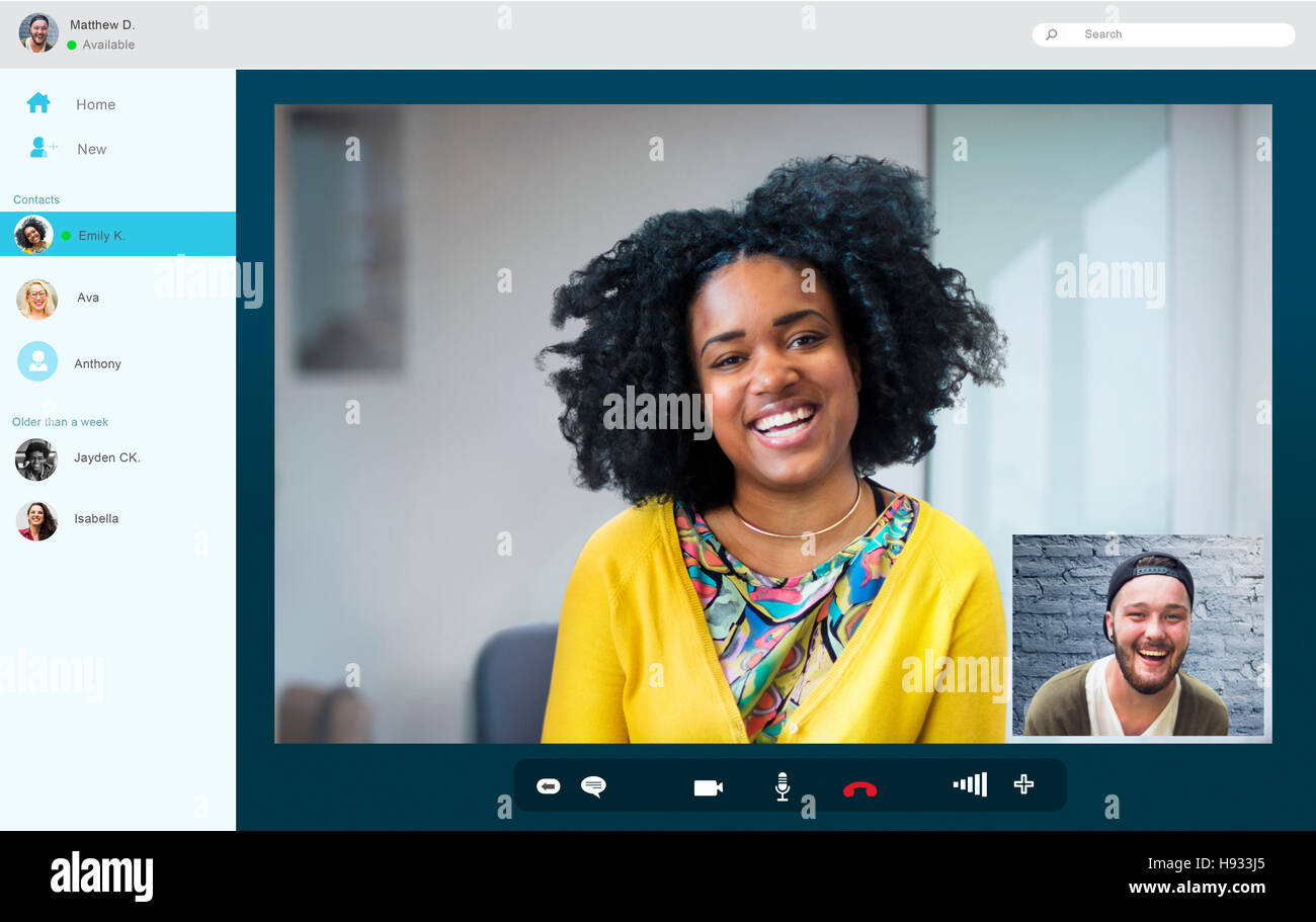 Gli amici di chat video chiamata connessione concetto Online Foto Stock