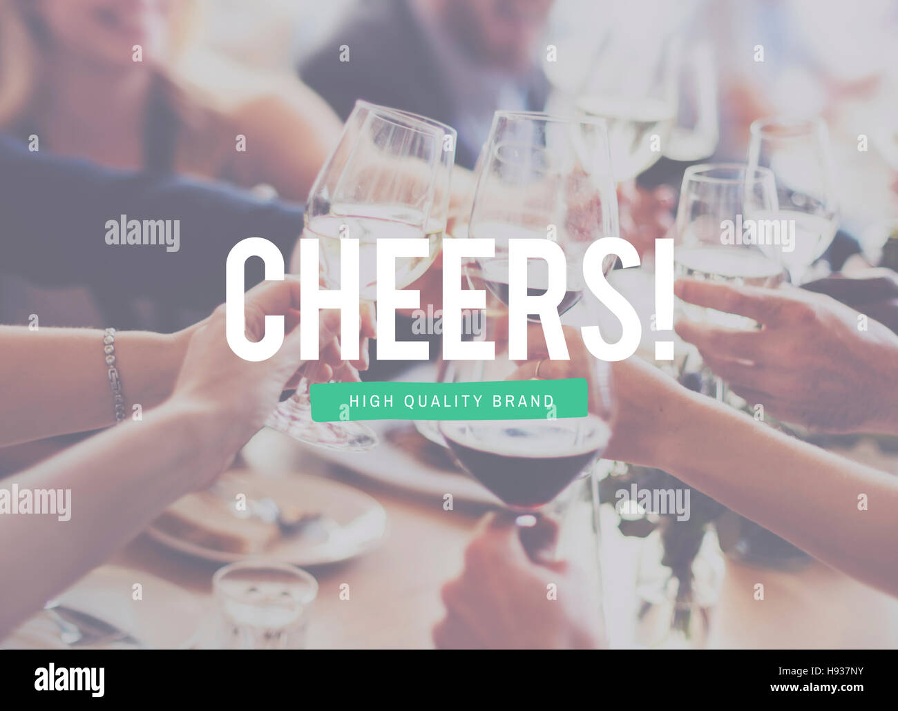 Cheers Toast celebrazione bere Congratulazioni lode Concept Foto Stock
