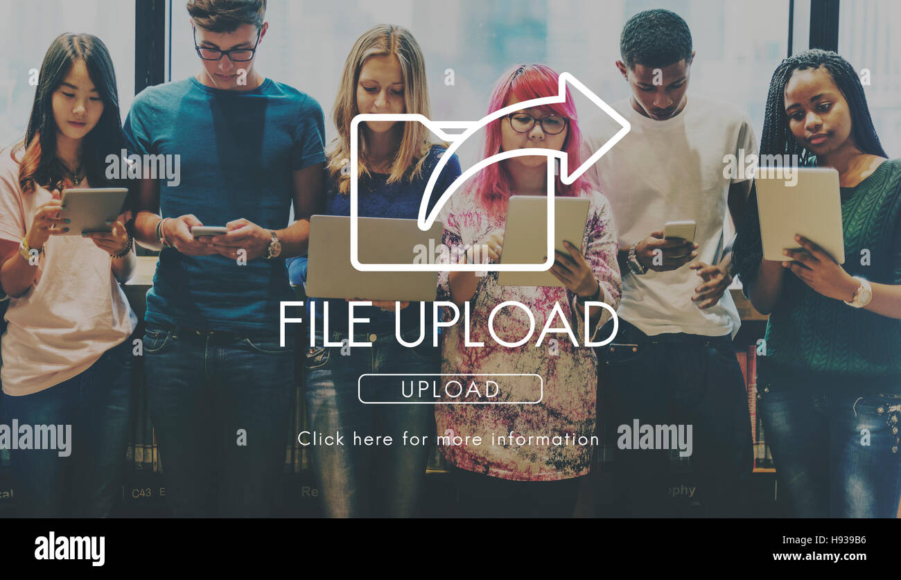 Il trasferimento dei dati Exchange sincronizzazione condivisione concetto di caricamento Foto Stock