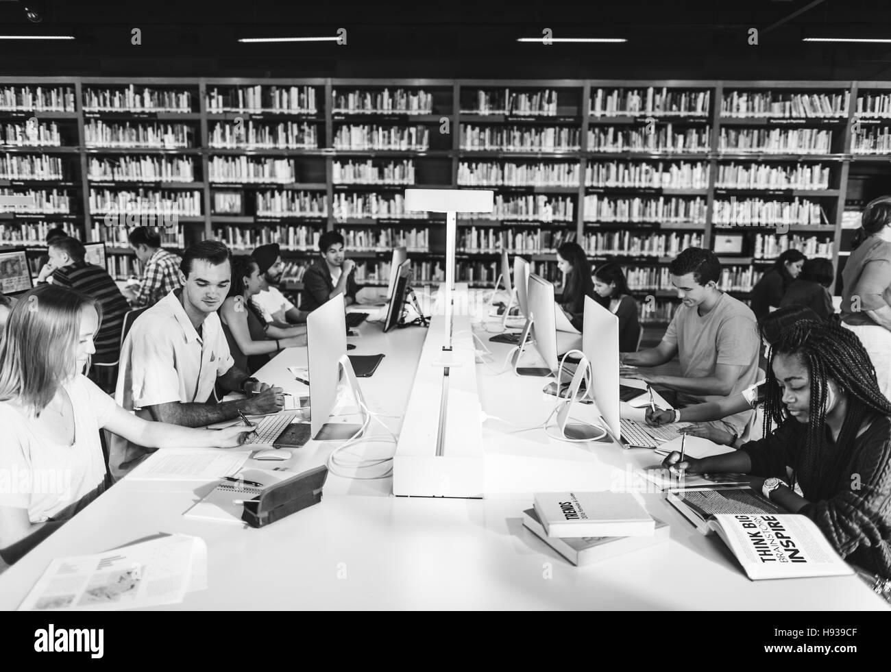 Libreria di tecnologia di apprendimento dello studente Concept Foto Stock