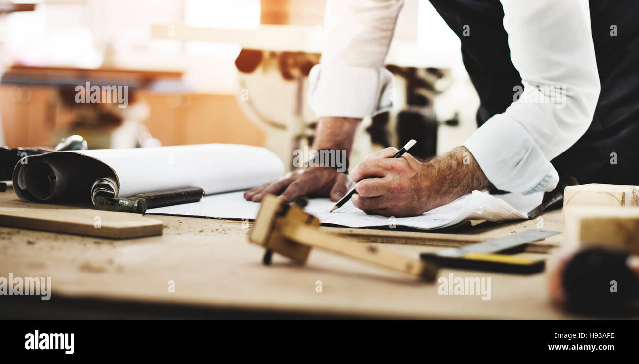 Tuttofare professione artigianale Concetto di falegnameria Foto Stock