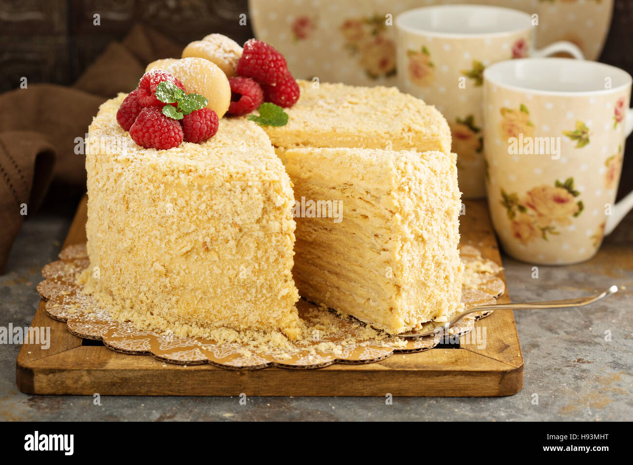 Napoleone Torta con glassa al caramello Foto Stock