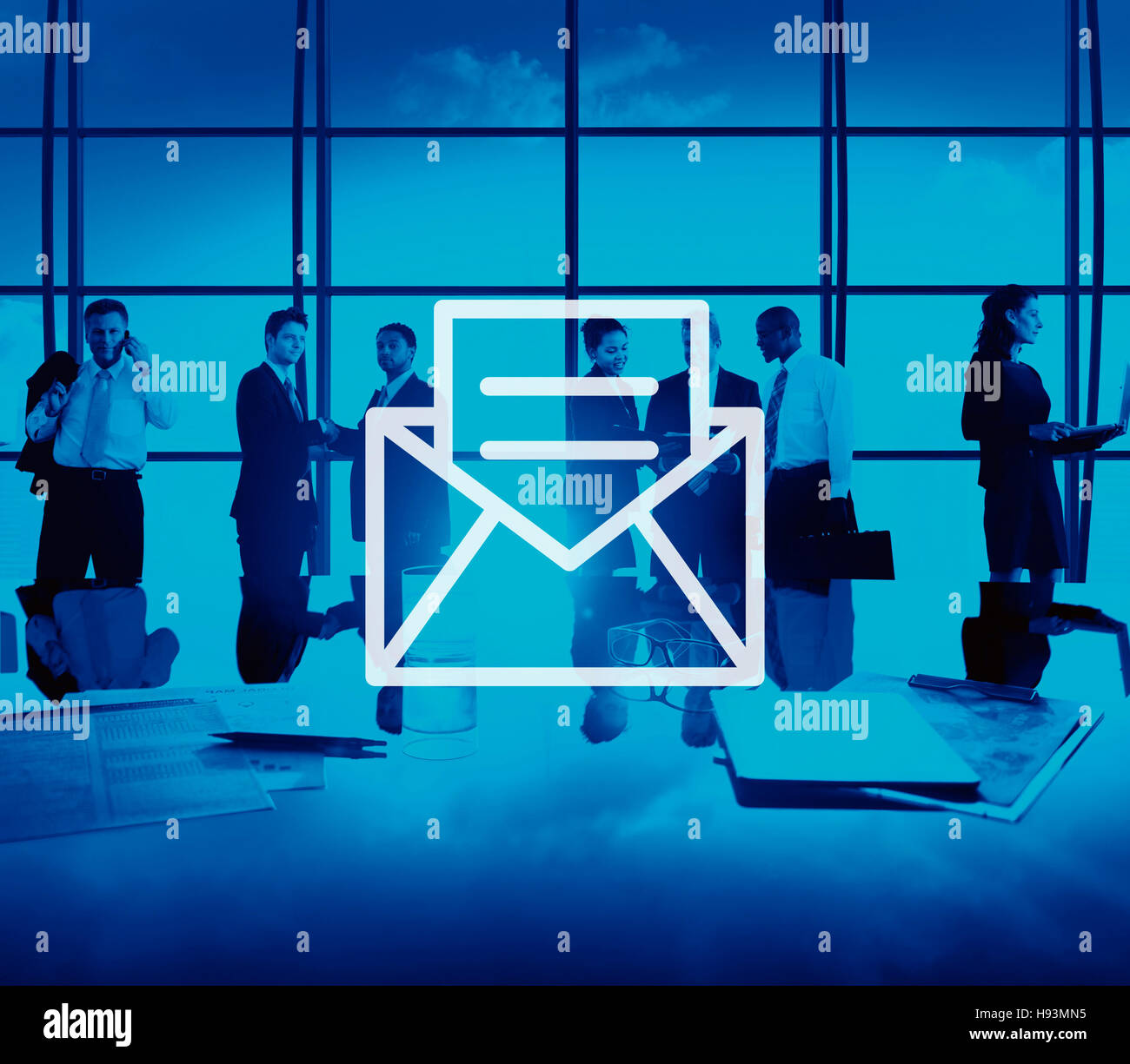 Messaggio di posta elettronica icona lettera di comunicazione Concept Foto Stock