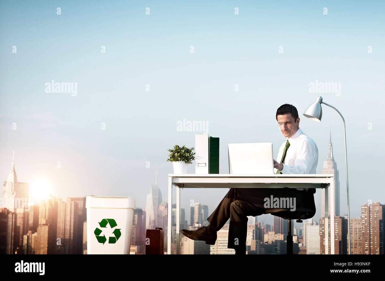 Business man Green Office concetto sul tetto Foto Stock