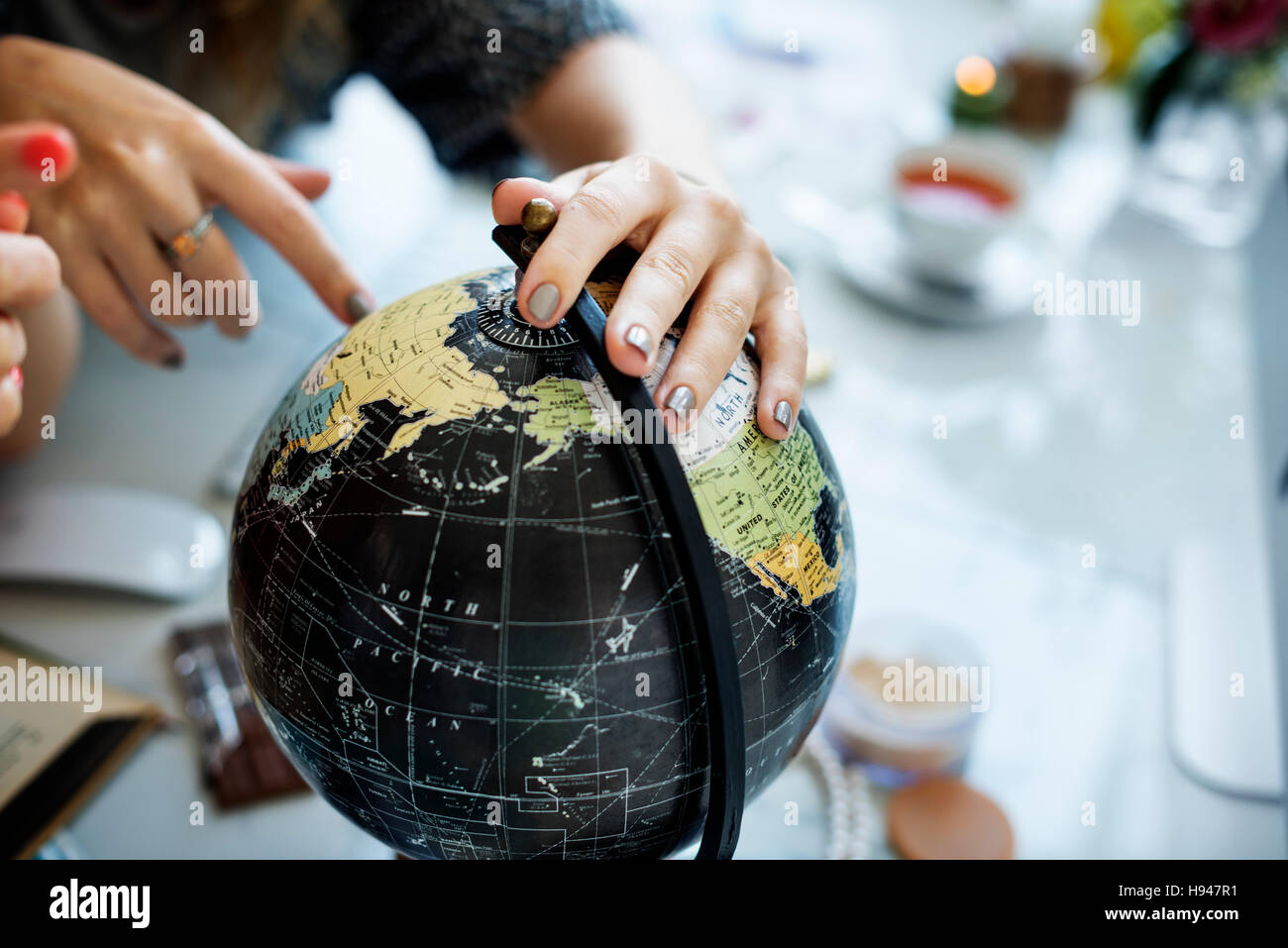 Mondo discovery learning analizzando il concetto di cartografia Foto Stock