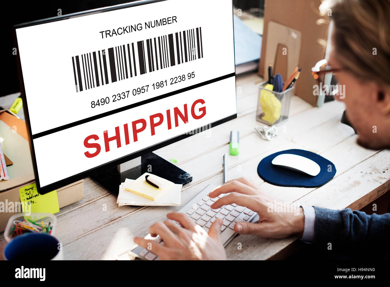 Codice a barre per il numero di Tracking Concept Foto Stock