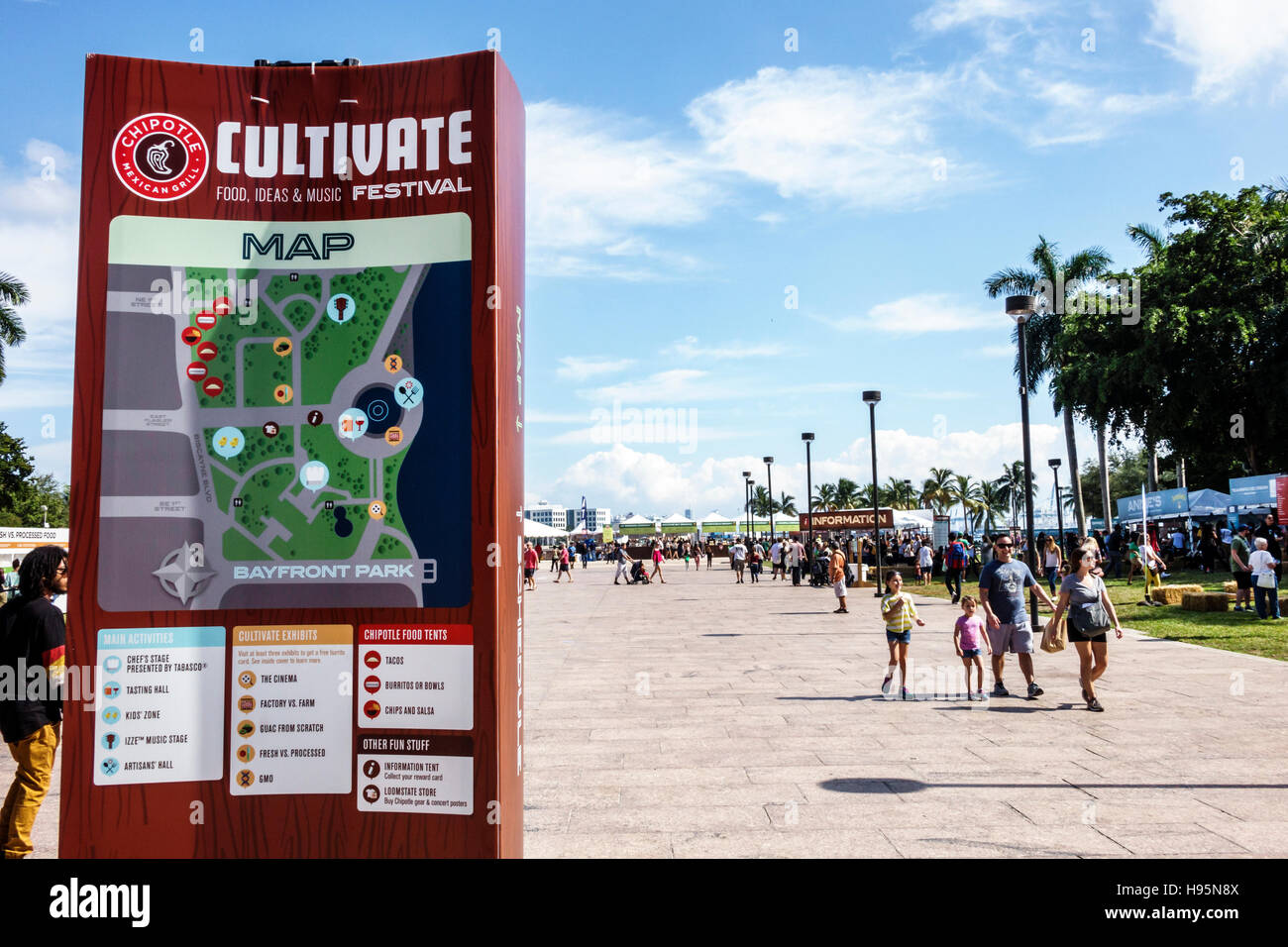 Miami Florida,Bayfront Park,Chipotle cultivate Festival,mappa,FL161113055 Foto Stock