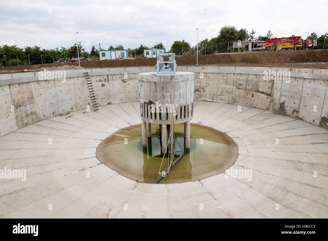 Tecnologia farmaceutica apparecchiature di impianto del serbatoio per la preparazione dell'acqua, pulizia e trattamento. Foto Stock