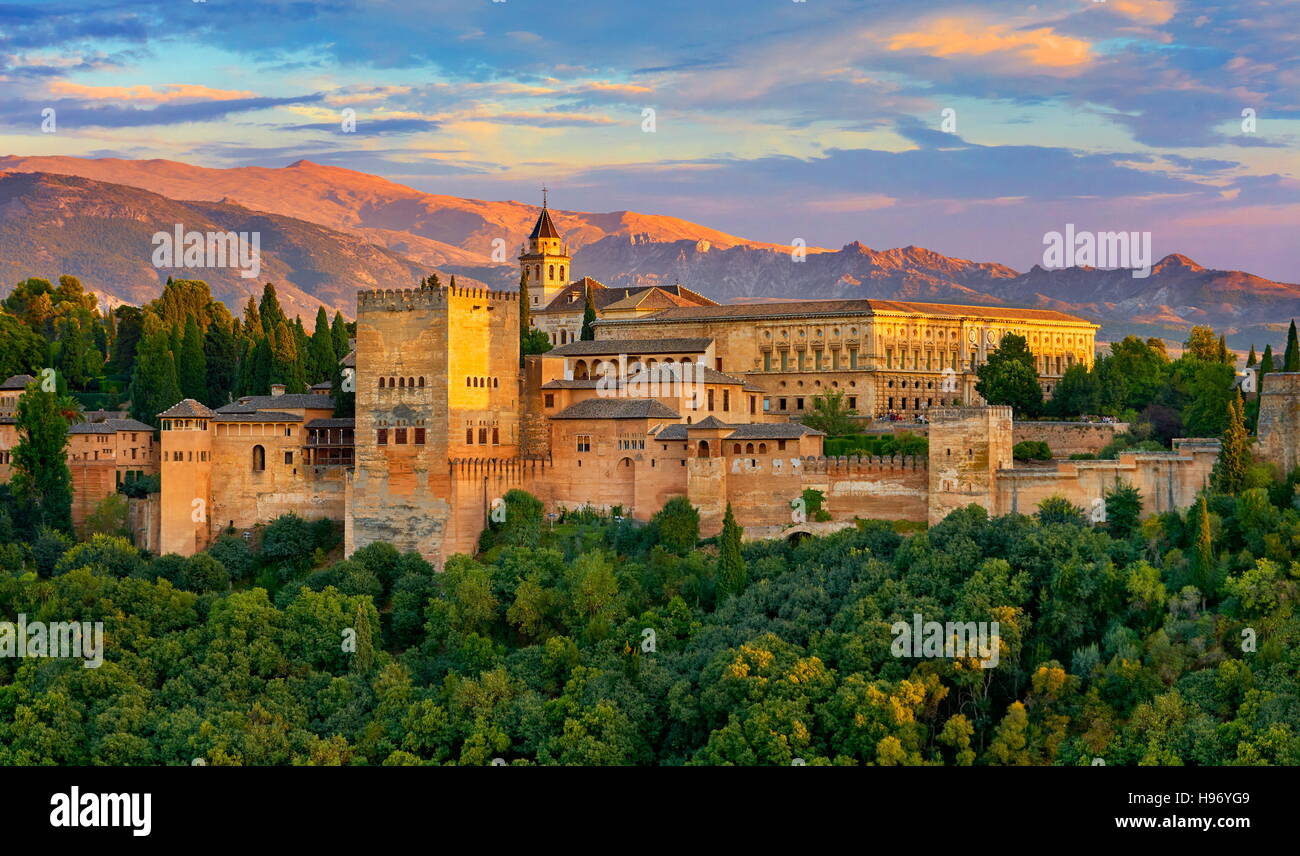 L' Alhambra Palace, Granada, Andalusia, Spagna Foto Stock