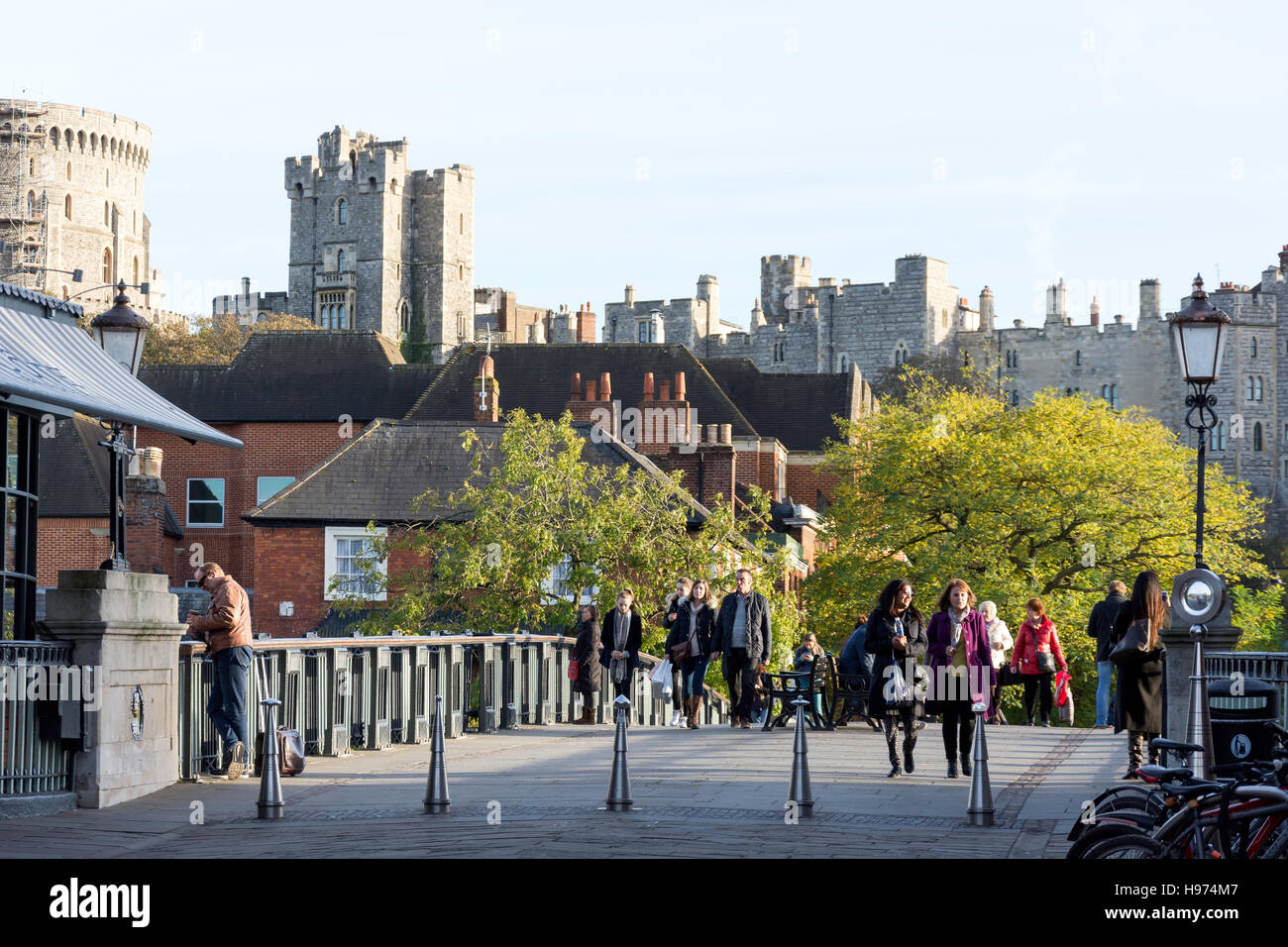 Windsor Bridge da Eton, Windsor, Berkshire, Inghilterra, Regno Unito Foto Stock