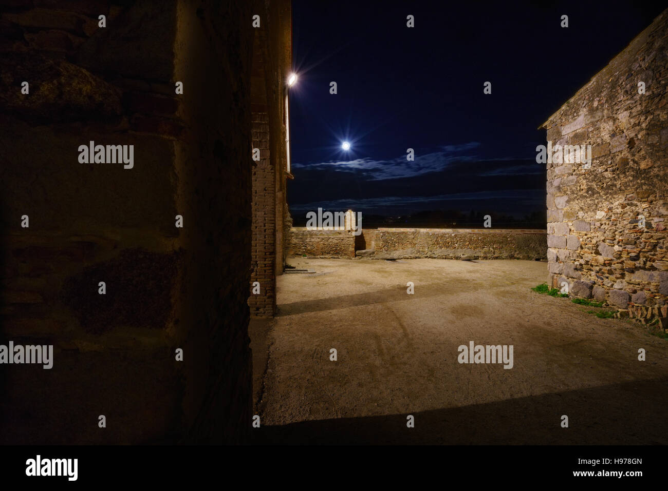 Città medievale di fotografia notturna Foto Stock