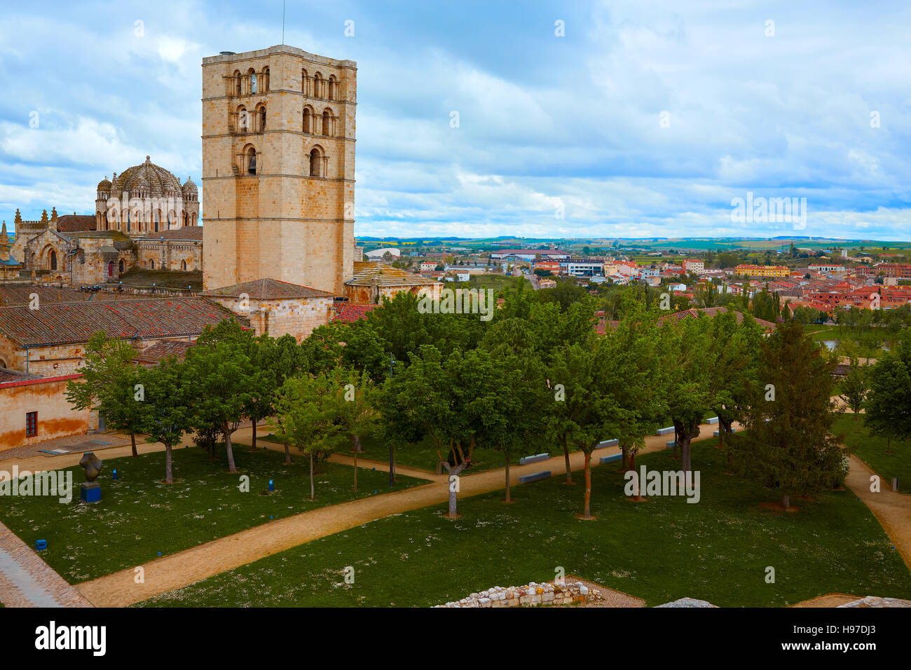 Cattedrale di Zamora in Spagna da Via de la Plata Cammino di Santiago Foto Stock