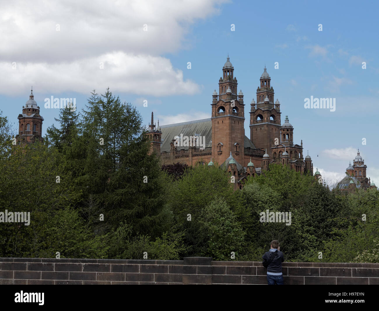 Glasgow Kelvingrove Park, gallerie d'arte museo che contiene sia le università e il museo nella zona del Parco Foto Stock