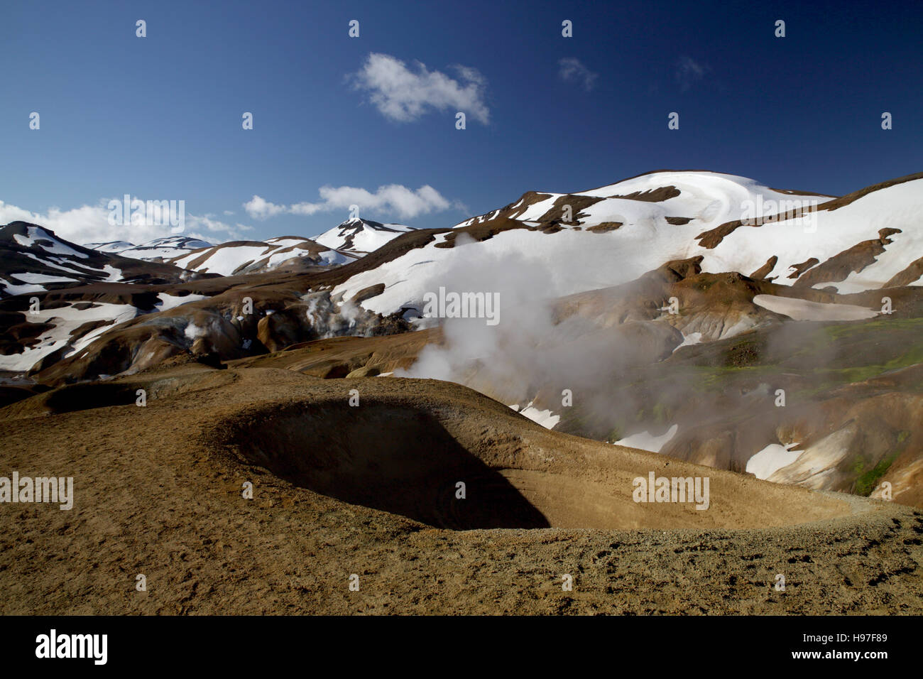 Kerlingarfjoll o Ogress' montagne,riolite montagne, una montagna vulcanica gamma situato nelle Highlands di Islanda Foto Stock