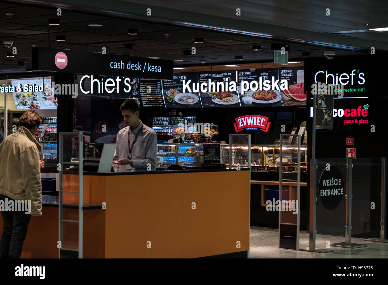 Destinazione Europea Europa Okecie Polonia polacco economia aeroporto viaggi di infrastruttura Foto Stock