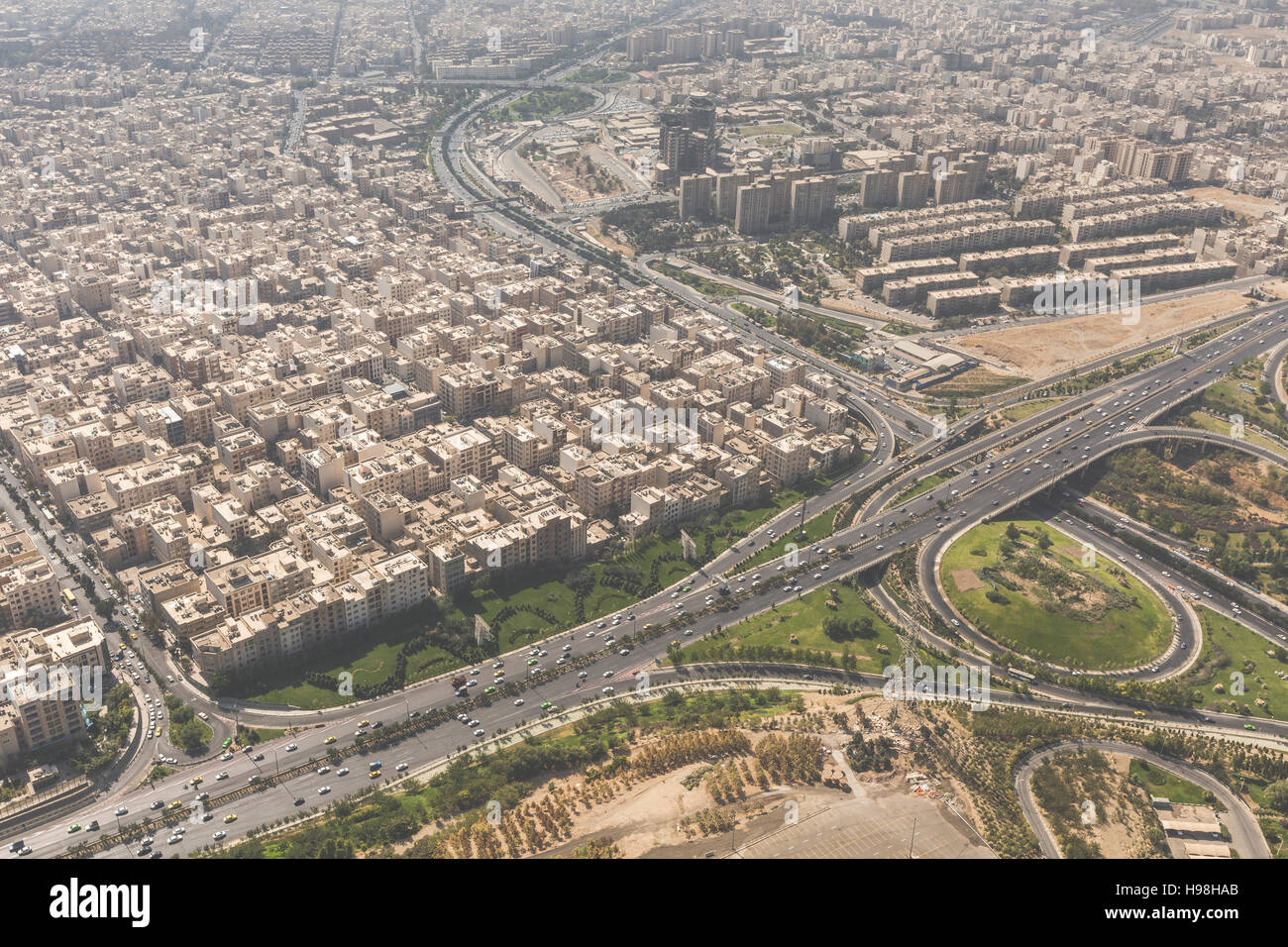 Vista di Tehran dalla torre Azadi - Iran Foto Stock