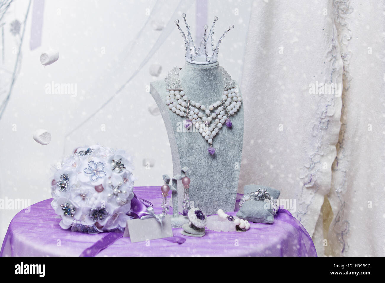 Set di bella pietra naturale Bridal Accessories Foto Stock
