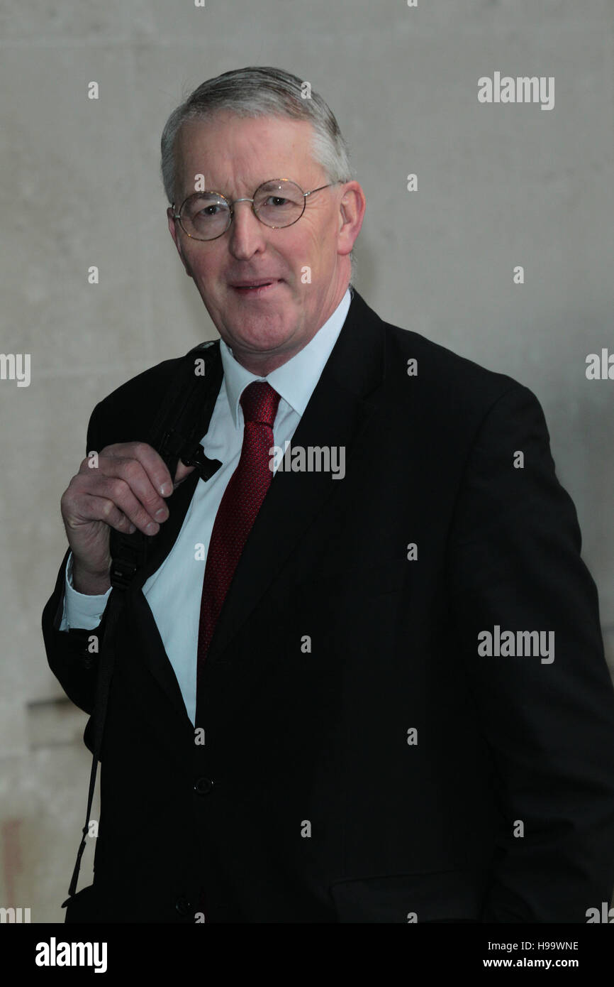 Hilary Benn MP visto che frequentano la BBC Andrew Marr show alla BBC Studios di Londra 23, oct, 2016: Foto Stock