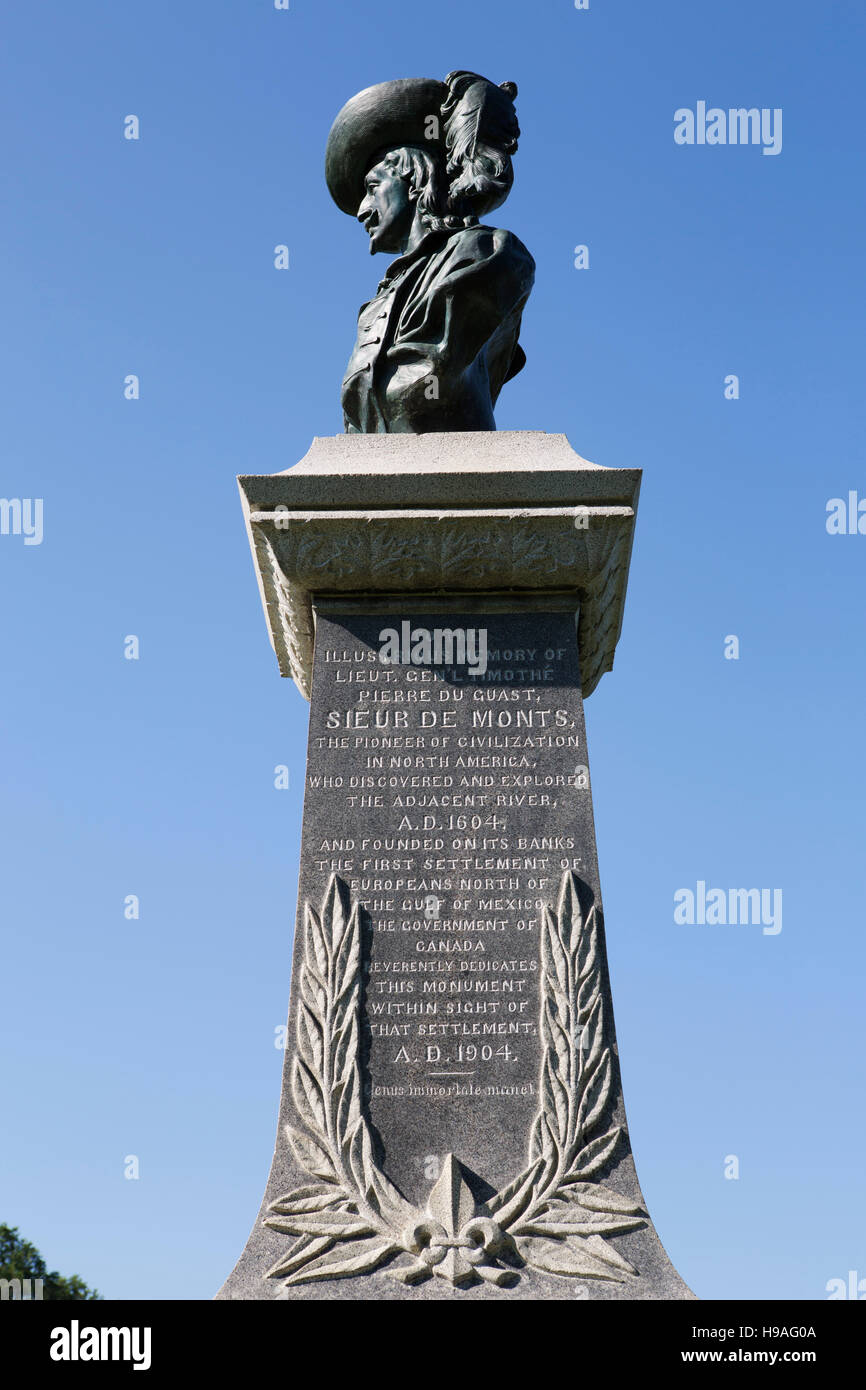 Da Monumentl a Timothe Piere du Guast, Sieur de Mons, nel sito storico nazionale di Fort Anne ad Annapolis Royal, Nuova Scozia, Canada. Foto Stock