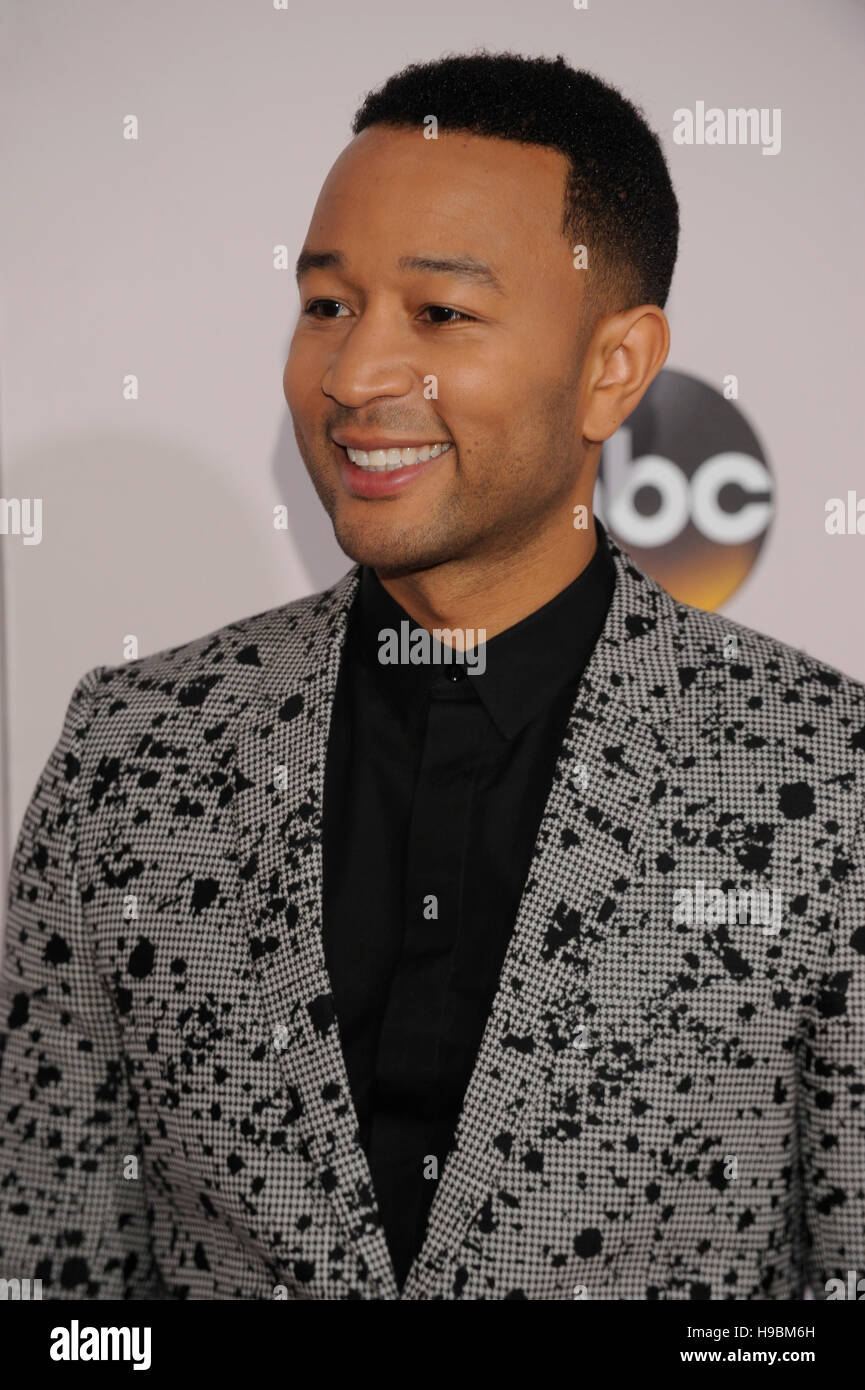 Los Angeles, Stati Uniti d'America. Xx Nov, 2016. John Legend arriva a 2016 American Music Awards al teatro di Microsoft per il mese di novembre 20, 2016 a Los Angeles, California. Credito: la foto di accesso/Alamy Live News Foto Stock