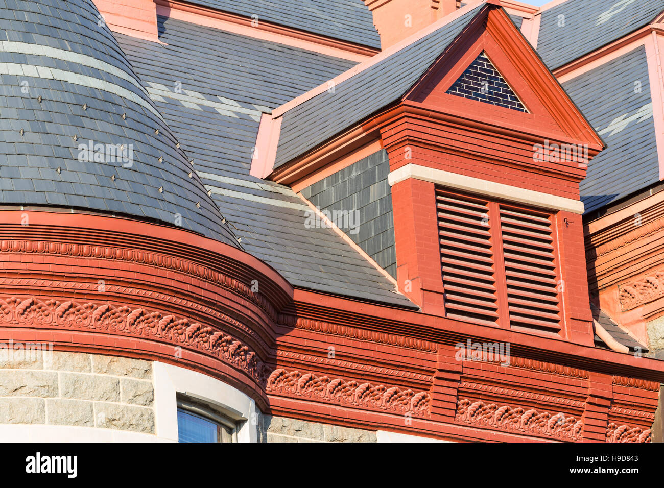 Dettagli architettonici del tetto del Pulaski County Courthouse in Little Rock Arkansas. Foto Stock