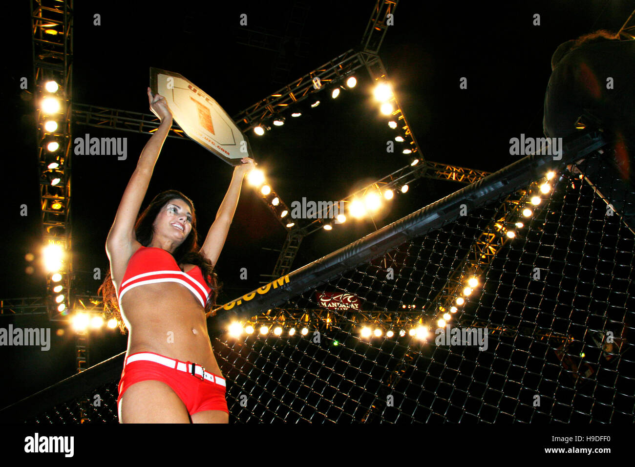 Corona la ragazza della Ultimate Fighting Championships (UFC) 64 al Mandalay Bay Events Centre di Las Vegas, Nevada, Sabato 14 Ottobre, 2006. Photo credit: Francesco Specker Foto Stock