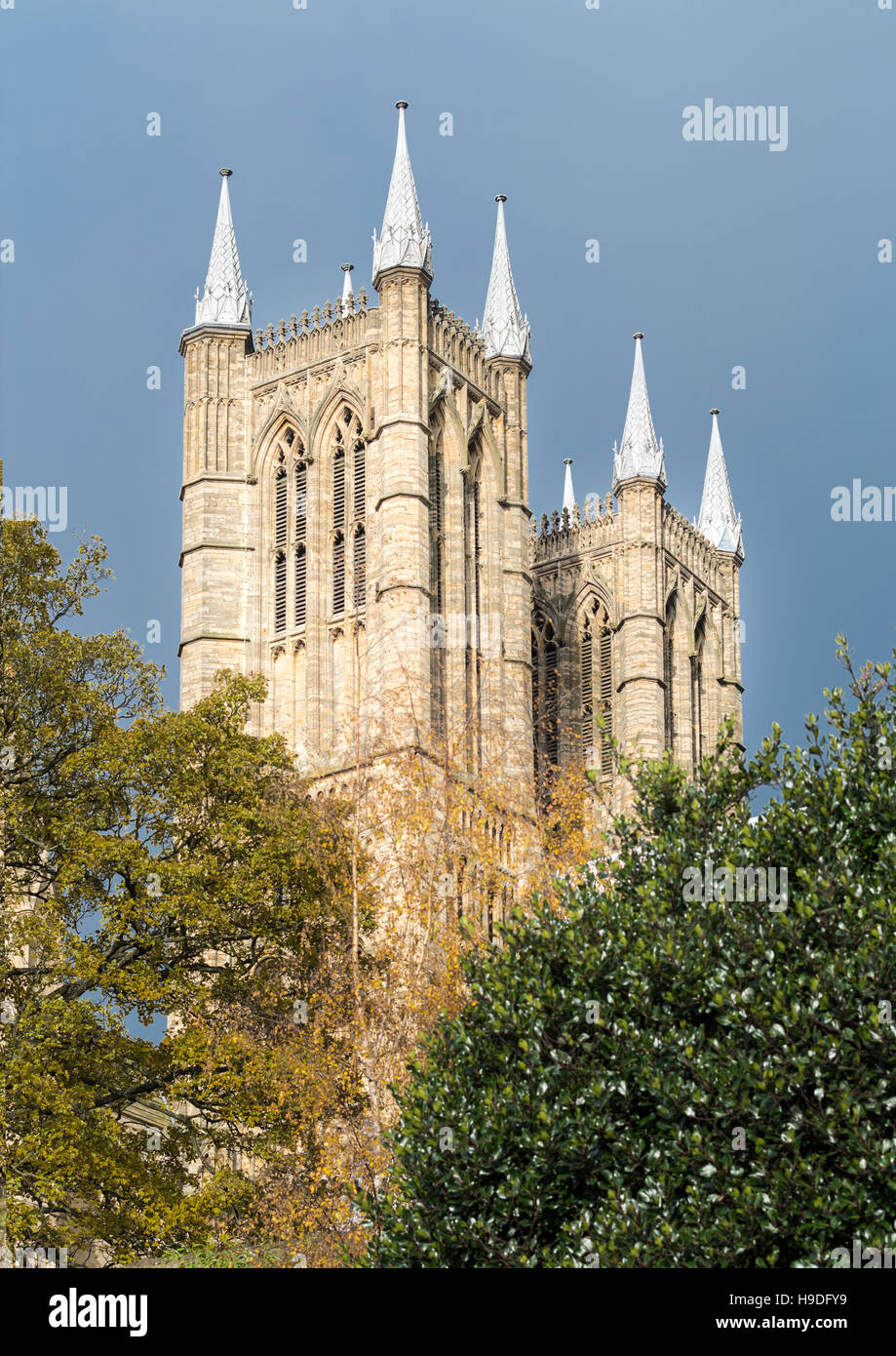 Twin Towers presso la cattedrale medievale, Lincoln, Inghilterra. Foto Stock