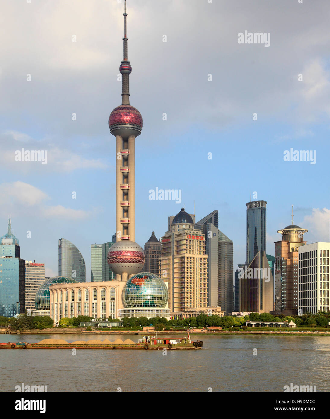 Cina, Shanghai Pudong, skyline, Fiume Huangpu, Foto Stock