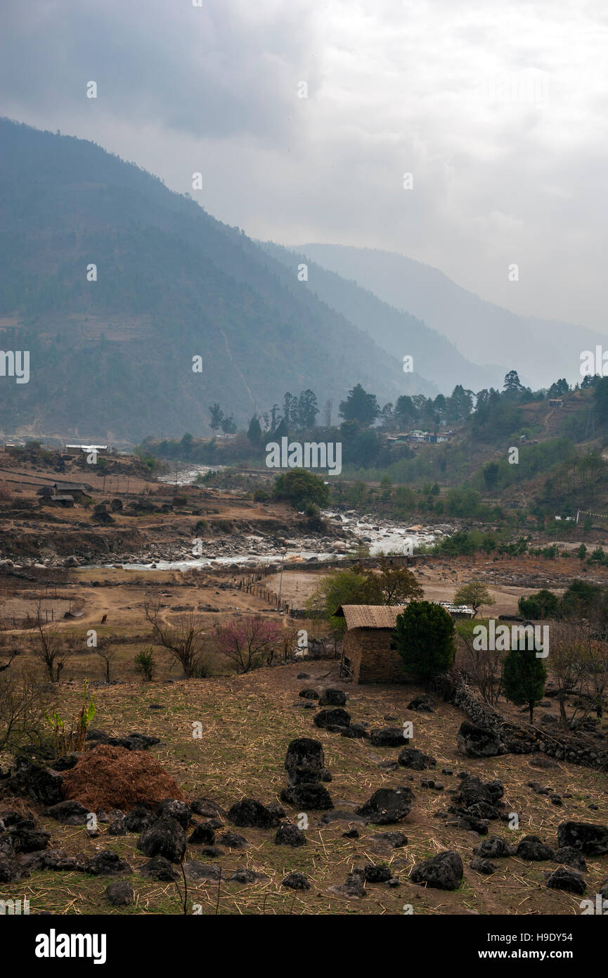 Terreni agricoli nella remota valle di Tawang, Arunachal Pradesh, India Foto Stock