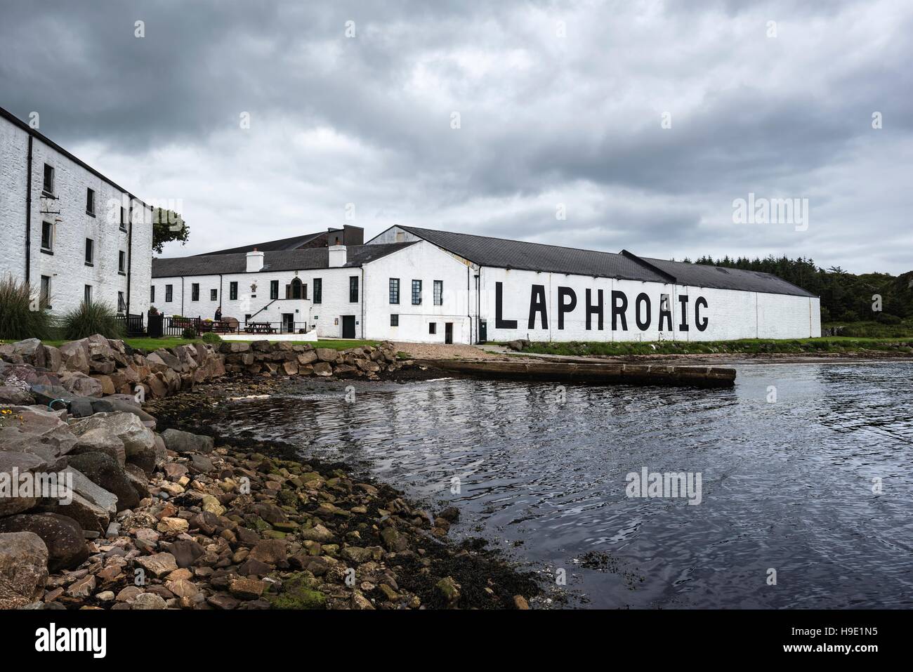 Laphroaig distilleria di whisky, magazzino, Islay, Ebridi Interne, Scotland, Regno Unito Foto Stock