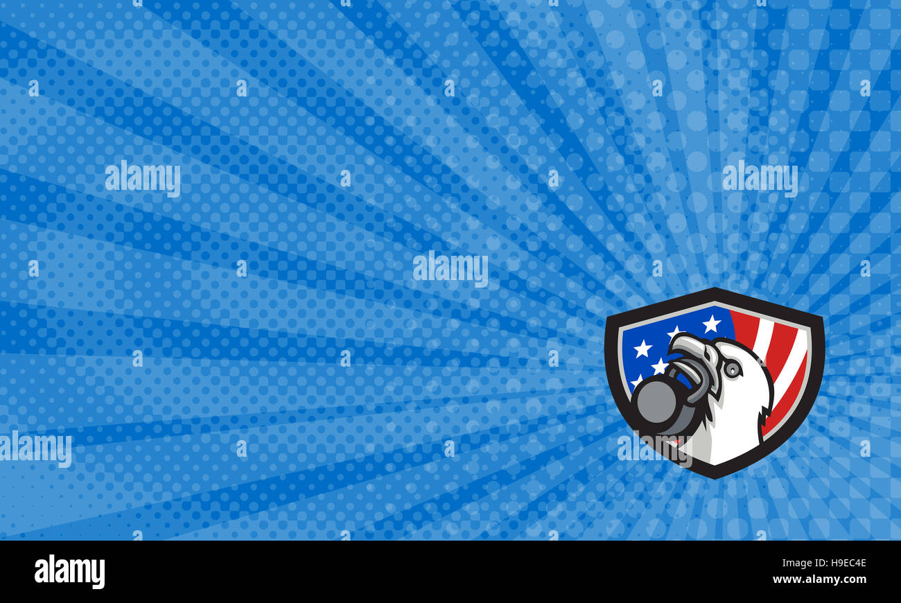 Business card mostra illustrazione di un american aquila calva testa guardando al lato kettleball sollevamento con becco insieme all'interno della protezione cresta con ame Foto Stock