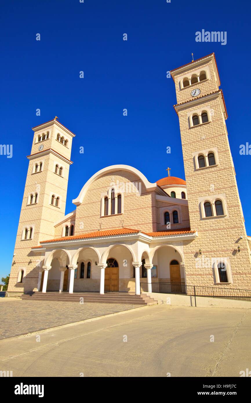Nuova Chiesa di Timiou Prodromou, Kornos, Cipro, Mediterraneo orientale Mare Foto Stock