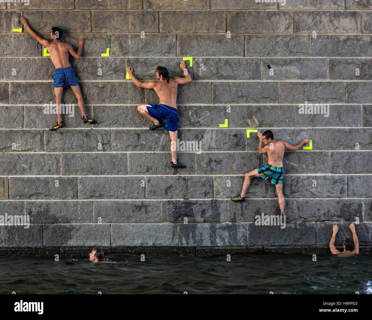 Arrampicata urbana Foto Stock