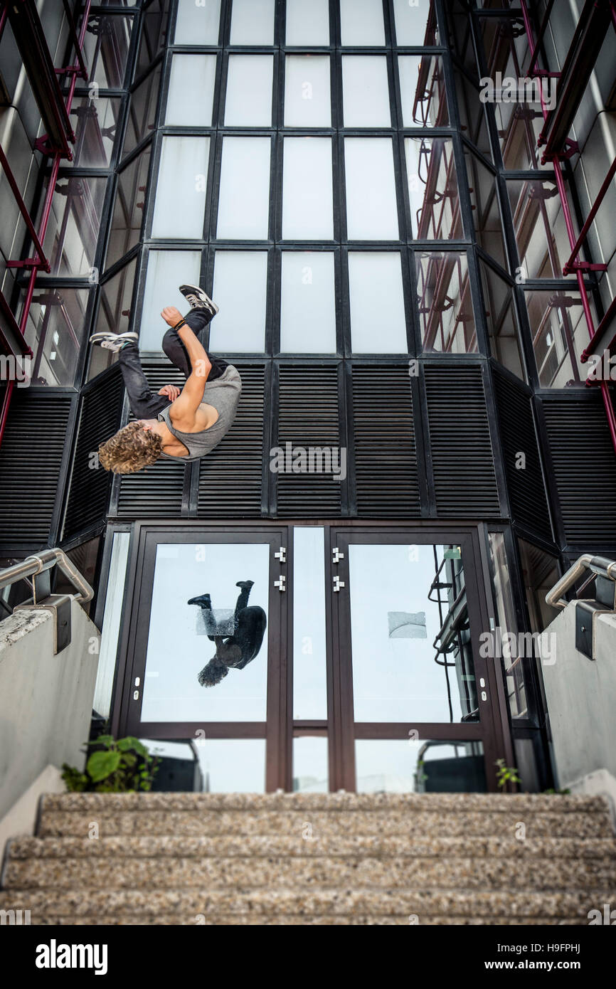 Freerunning urbana Foto Stock