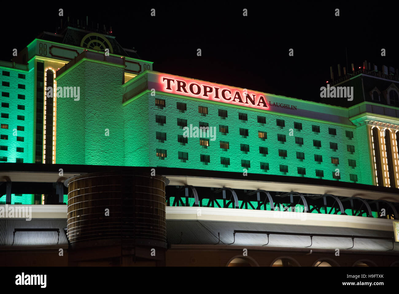 Il Tropicana Hotel Casino in Laughlin Nevada USA lungo il Fiume Colorado Foto Stock