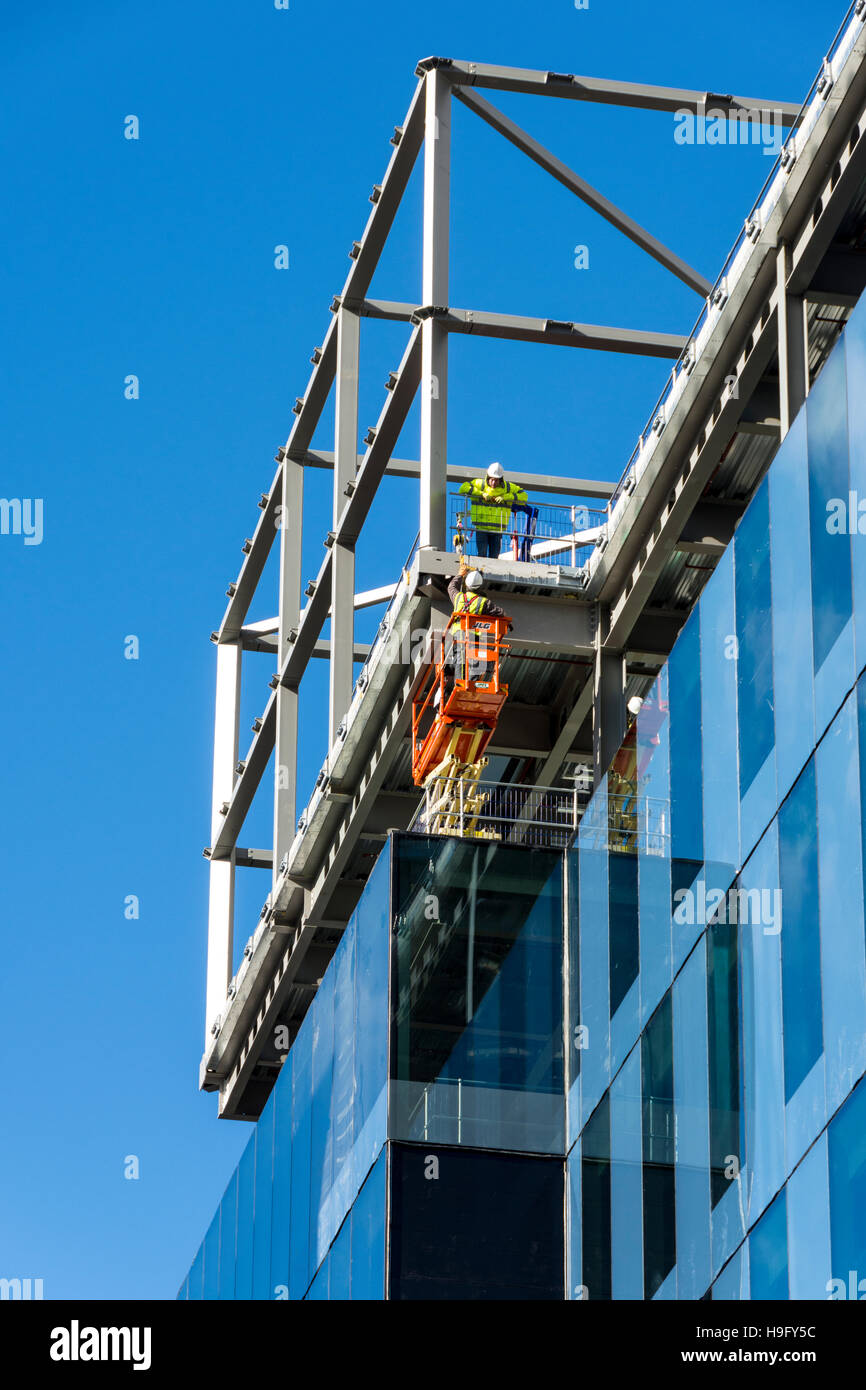 Il No.1 Spinningfields sullo sviluppo di Office in costruzione, Spinningfields, Manchester, Inghilterra, Regno Unito Foto Stock